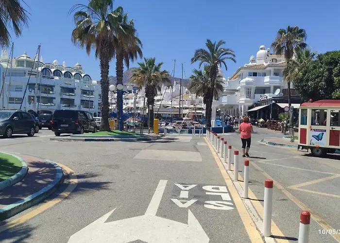 Apartamento En Puerto Marina G204