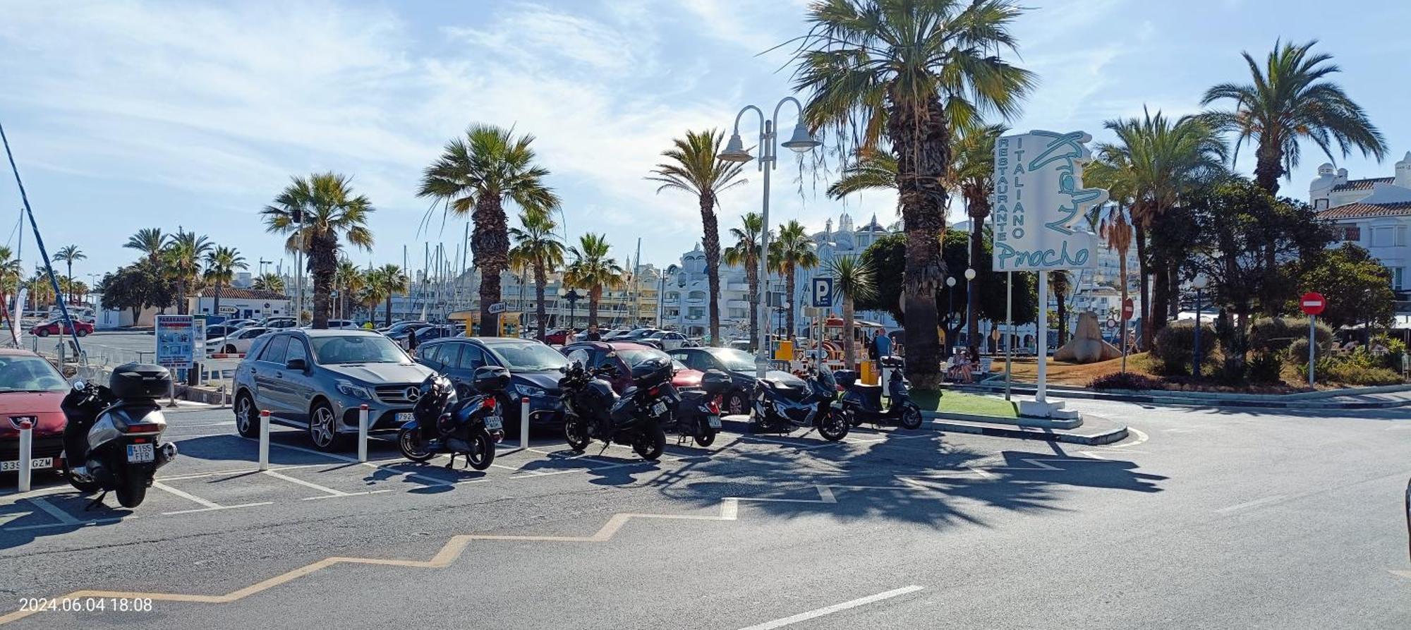 Apartment En Puerto Marina G204
